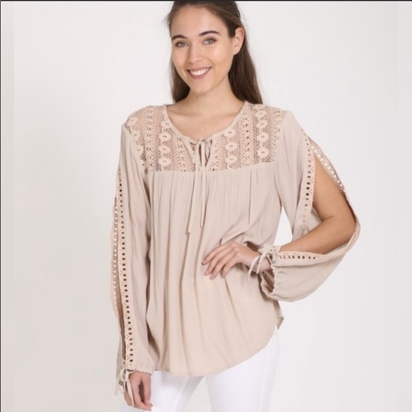 “The Bobbie Jo“ Slit Sleeve Cotton Top - Picture 4 of 8